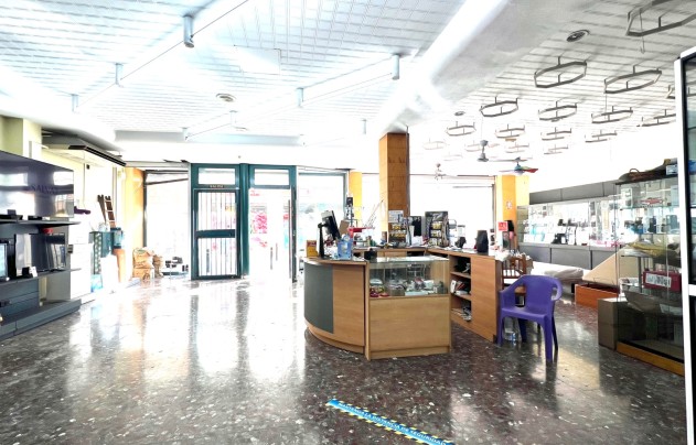 Reventa - Commercial - San Javier