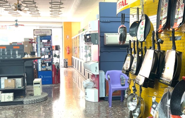 Reventa - Commercial - San Javier