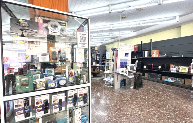 Reventa - Commercial - San Javier