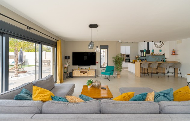 Resale - Villa - San Fulgencio