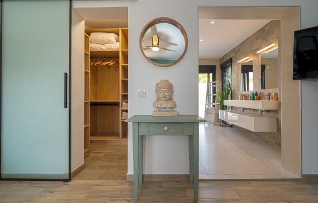 Resale - Villa - San Fulgencio