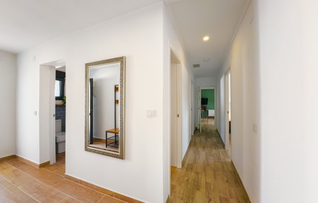 Resale - Villa - San Fulgencio