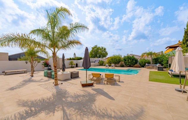 Resale - Villa - San Fulgencio