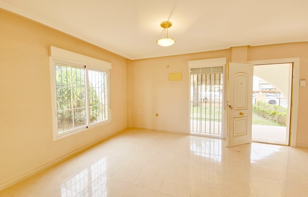 Resale - Villa - Elche - La Marina