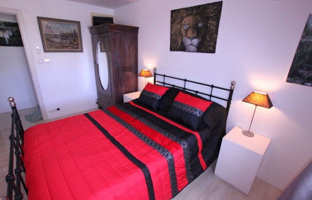 Resale - Villa - Crevillente