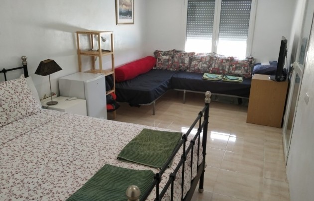 Resale - Villa - Crevillente