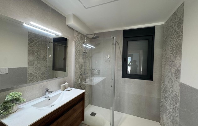 Resale - Villa - San Fulgencio