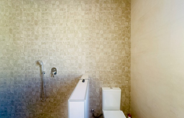 Resale - Villa - Torrevieja - La Siesta