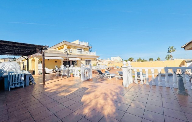 Resale - Villa - Torrevieja - Los Balcones