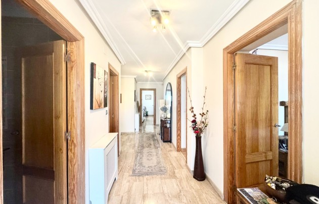 Resale - Villa - Torrevieja - Los Balcones