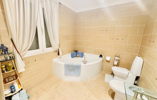 Resale - Villa - Torrevieja - Los Balcones