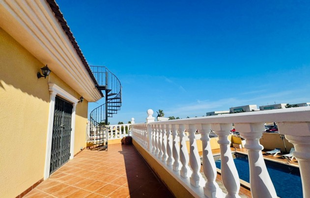 Resale - Villa - Torrevieja - Los Balcones