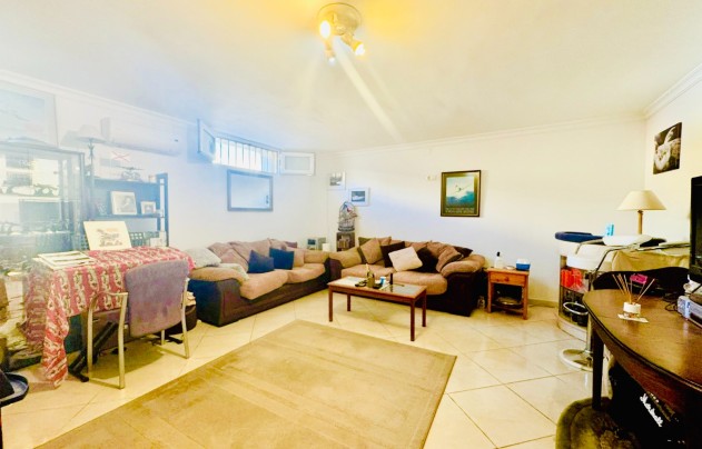 Resale - Villa - Torrevieja - Los Balcones