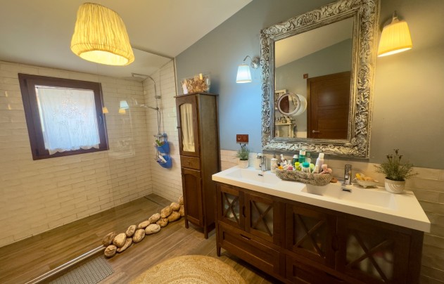 Resale - Villa - Torrevieja - Aguas Nuevas