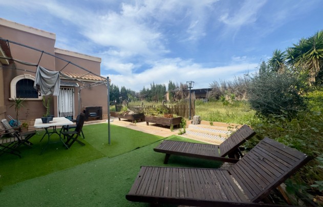 Resale - Villa - Torrevieja - Aguas Nuevas