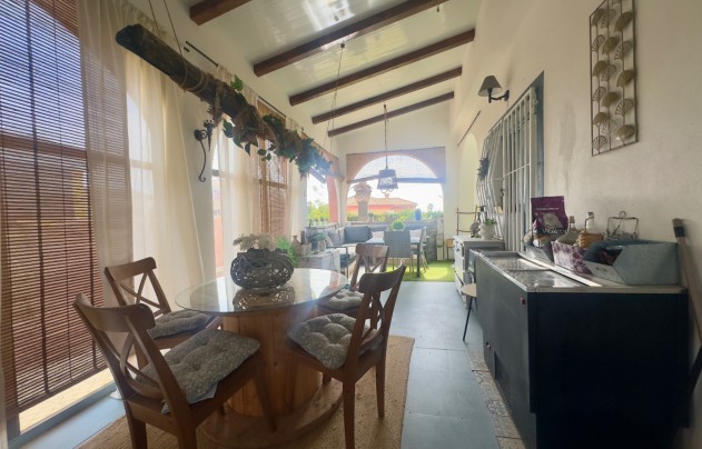 Resale - Villa - Torrevieja - Aguas Nuevas