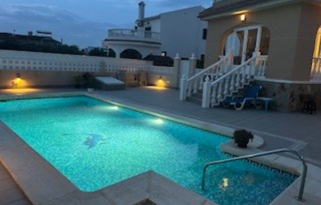 Revente - Villa - Benijofar - Monte Azul