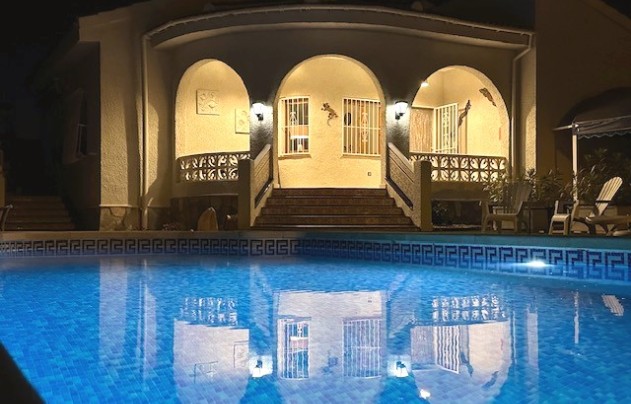 Reventa - Villa - Ciudad Quesada - Pueblo Bravo