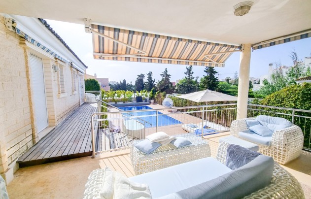 Resale - Villa - Torrevieja - La Mata