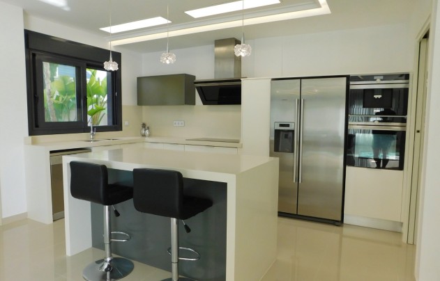 Reventa - Villa - San Miguel de Salinas