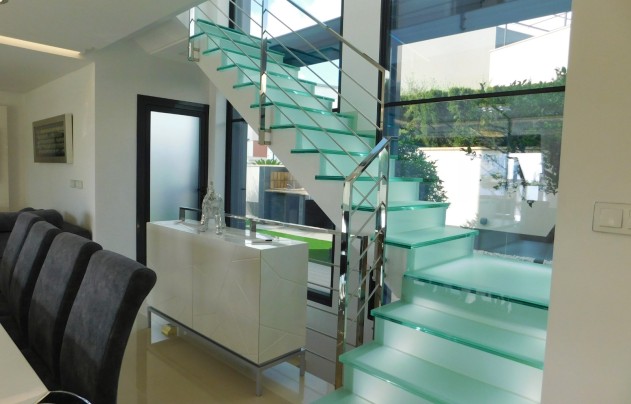 Reventa - Villa - San Miguel de Salinas