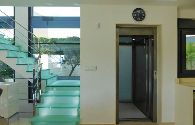 Reventa - Villa - San Miguel de Salinas