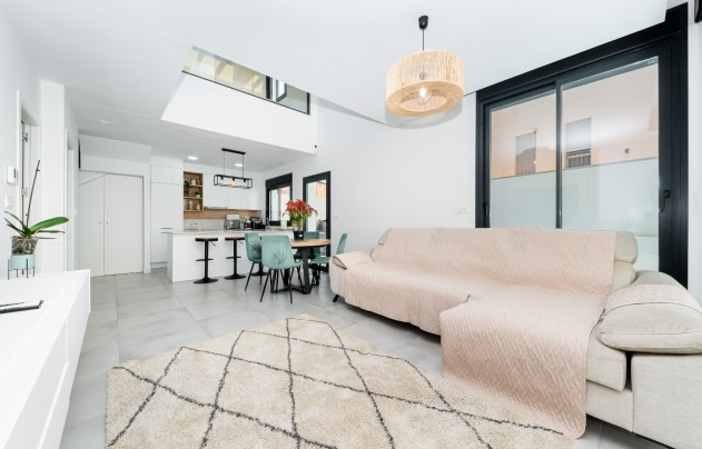 Reventa - Villa - Los Montesinos