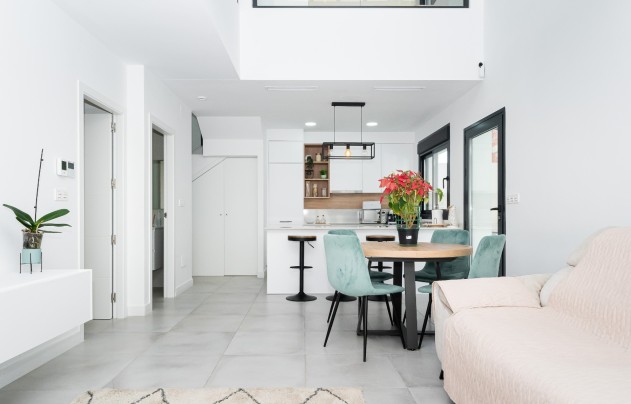 Reventa - Villa - Los Montesinos