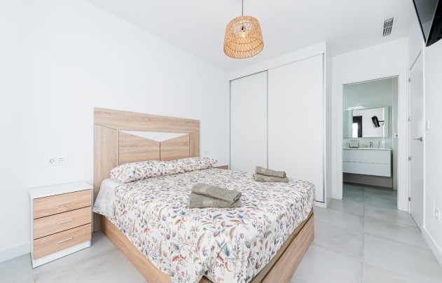 Reventa - Villa - Los Montesinos