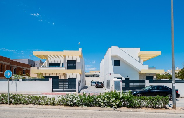 Reventa - Villa - Los Montesinos