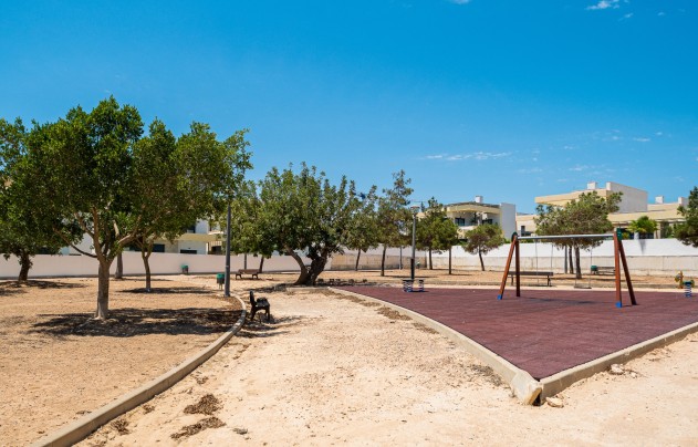 Reventa - Villa - Los Montesinos