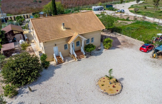 Resale - Villa - Crevillente