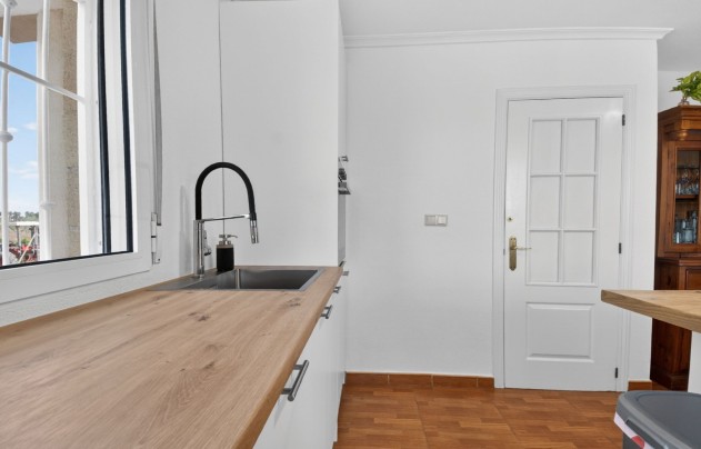 Resale - Villa - Crevillente