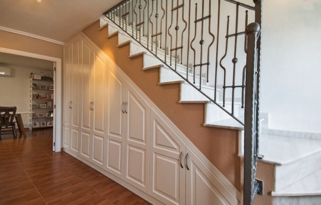 Resale - Villa - Crevillente