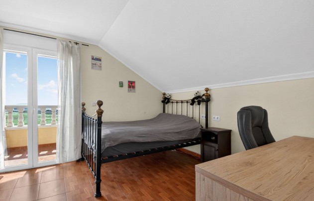 Resale - Villa - Crevillente