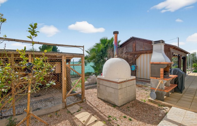 Resale - Villa - Crevillente