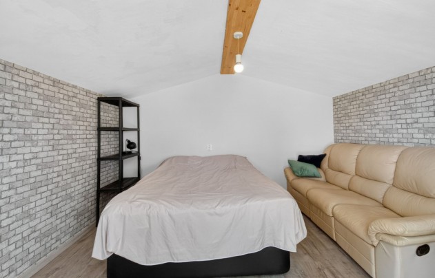 Resale - Villa - Crevillente