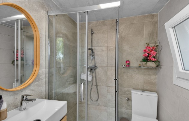 Resale - Villa - Crevillente