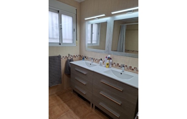 Resale - Villa - Catral