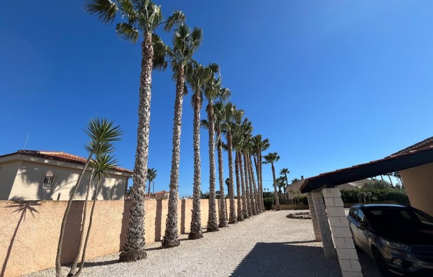 Resale - Villa - Catral