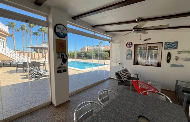 Resale - Villa - Catral