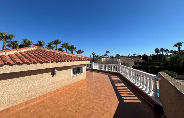 Resale - Villa - Catral