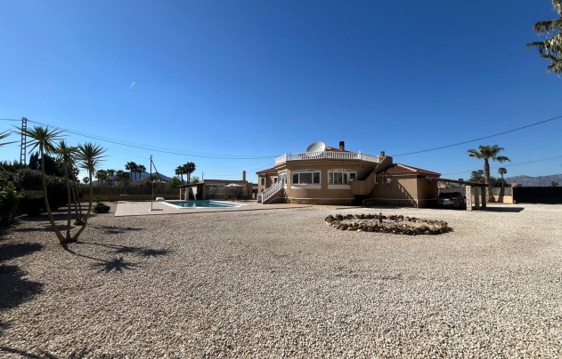 Resale - Villa - Catral