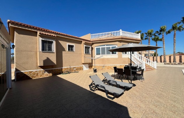 Resale - Villa - Catral