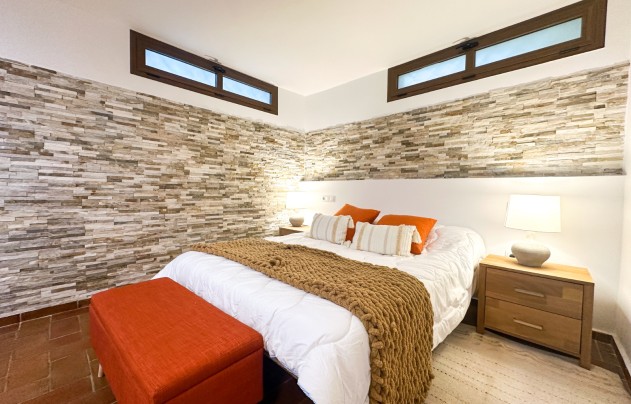 Herverkoop - Villa - Alicante - Campoamor