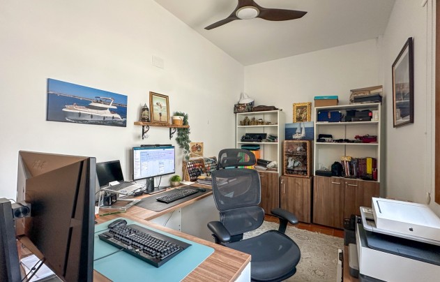 Herverkoop - Villa - Alicante - Campoamor