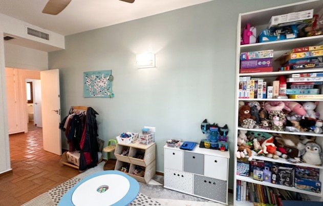 Herverkoop - Villa - Alicante - Campoamor