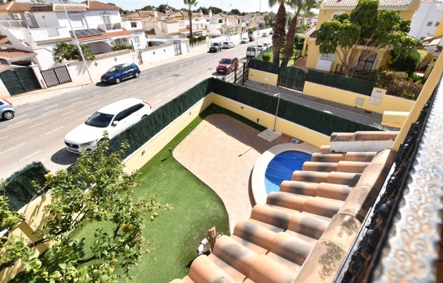 Reventa - Villa - Orihuela Costa - Los Dolses