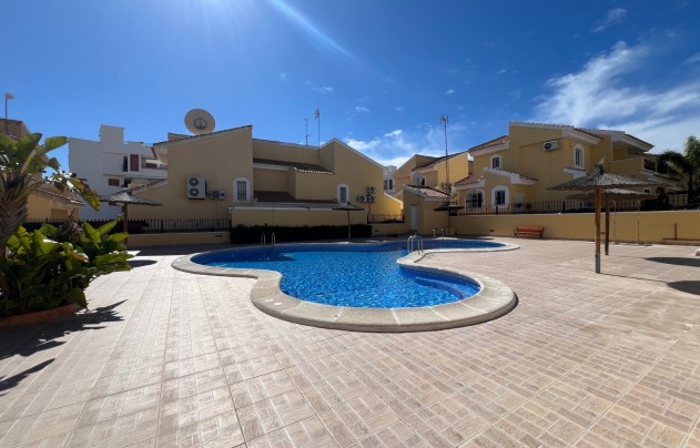 Reventa - Villa - Orihuela Costa - Los Dolses