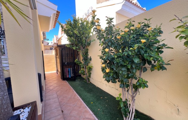 Reventa - Villa - Orihuela Costa - Los Dolses